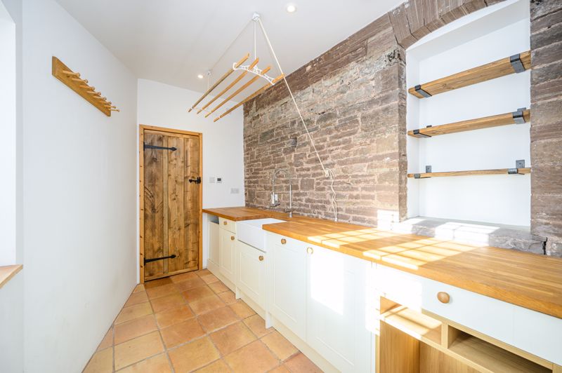 Utility Room- click for photo gallery